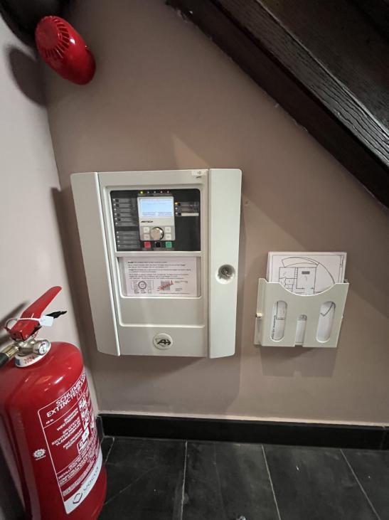 Renovatiewerken, domotica en verlichting van het Oude Gemeentehuis te Mol