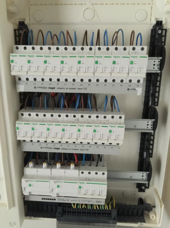 Opbouw verdeelbord te Rumst